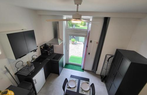 Irigny Apartamento | Daisy Champêtre #Terrasse #Clim #Parking