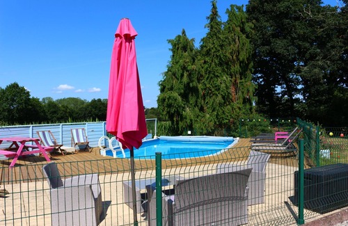 Mohon Casa | Casa rural pintoresca en una aldea tranquila con piscina exterior climatizada compartida.