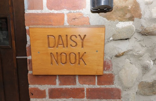 Tunstall Cabaña | DAISY NOOK, pet friendly, character holiday cottage in Withernsea