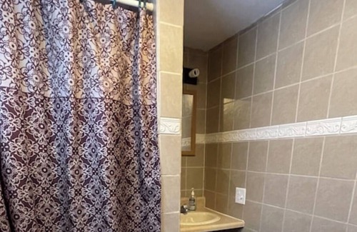 Faulkton Cabina | Dakota Landing Cabins & Motel: #9-Cozy, newly remodeled cabin