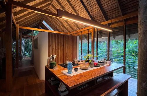 Siquijor Villa | Dalakit House Hidden Gem, Tranquility Nearby town