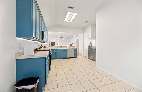 The Colony Casa | Dallas Rare find, Free Wi-Fi, Long Stay discount