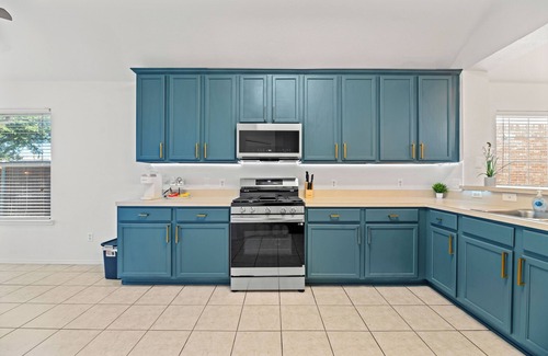 The Colony Casa | Dallas Rare find, Free Wi-Fi, Long Stay discount