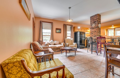 Lenox Dale Casa | Dalton Vacation Rental Near Hiking & Skiing!