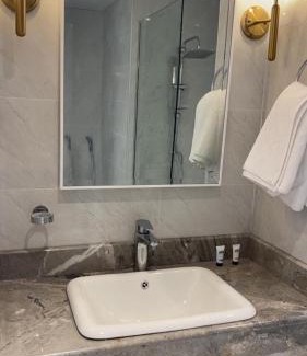 Ash Shati Apartamento | Damac Al Jawharah Tower Apartments