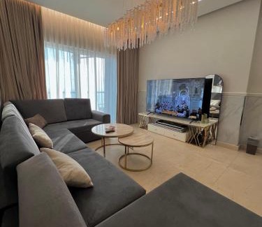 Ash Shati Apartamento | Damac Tower Apartments جناح في برج داماك