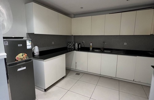 Ash Shati Apartamento | Damac Tower Apartments جناح في برج دماك