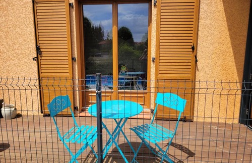 Craponne-sur-Arzon Cama Y Desayuno | Damarie