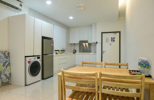 Subang Jaya Apartamento | Damen Homestay