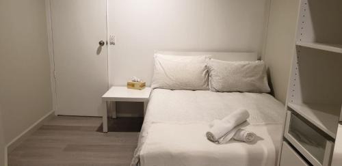 City East Casa | Dana-Cozy Private Room in Shared Central Apt-Rm 1