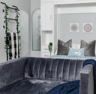 Kingstown Apartamento | Dana's Perch - Modern Studio Apartment 1