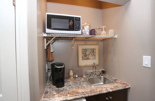 Markdale Casa | Danby House