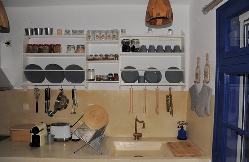 Voia Casa | Dandy On The Beach, Monemvasia-Velanidia * por las olas *