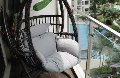 Central District Apartamento | Danga Bay - 2BR Timber Lounge - Dryer - Netflix