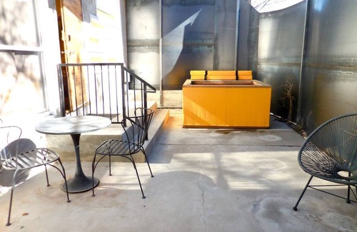 Albuquerque Apartamento | Danish Modern Luxury Spa Retreat