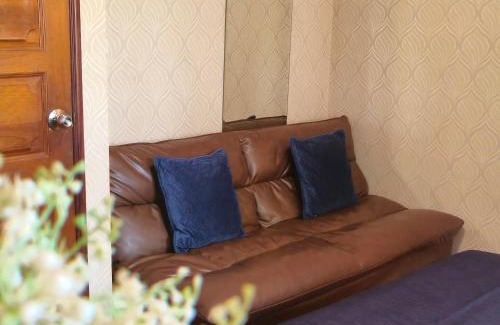 Sanam Pao Casa | Danita's Home