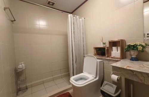 Sanam Pao Casa | Danita's Home