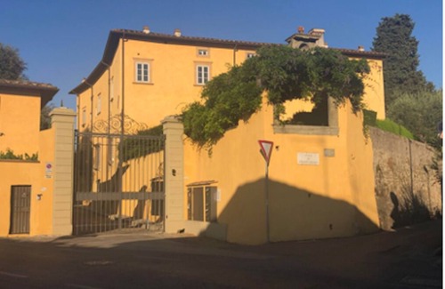 Florence Villa | Dante's Paradise, prestigious apartment in Villa of 1300, 2.5 km from the center
