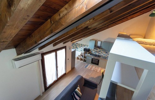 Novara Apartamento | Dante's SkyLoft: Loft Novara