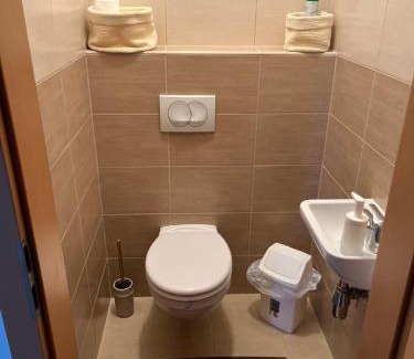 Vizafogo Apartamento | Danube Terrace Apartment with 2 Bedroom and Private Parking