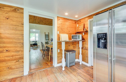Danville Casa | Danville Home w/Patio < 1/2 Mi to Caesars Casino!