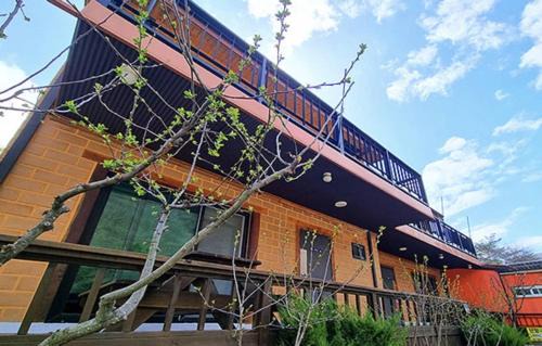Danyang Casa | Danyang Soseonam Hwangto Village