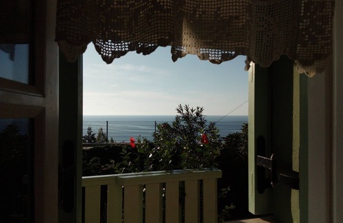 Agios Nikitas Apartamento | Daphne , a little upon the sea-alittle under the sky