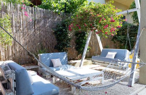 Kfardebian Apartamento | Dar Al Khattar 4 BR in Batroun with Pool