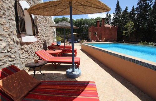 Ghazoua Casa | DAR ELWAN CASA DE BERBER CON PISCINA, JARDIN DE ARBOLES, HAMMAM.