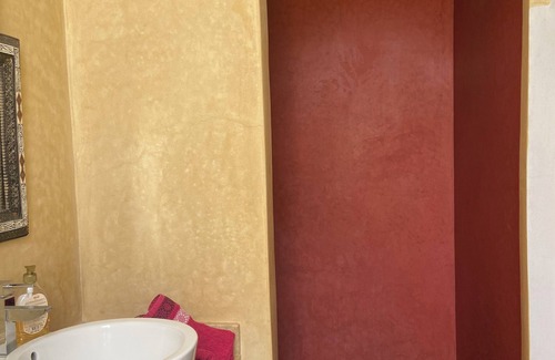 Essaouira Cama Y Desayuno | Dar L'Harmattan villa with large pool 13 km from Essaouira 4000m2 park