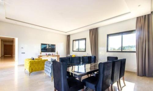 Oulad Khallouf Villa | Dar Zwina