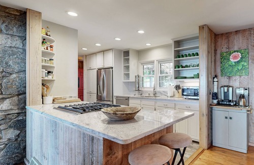 Sapphire Cabaña | Darby Cottage - Incredible views from this 2/2 in Sapphire, NC.