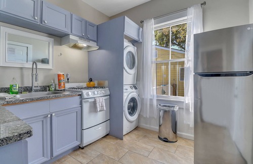 Historic District - North Cabaña | Darling Downtown Cottage with Two King Beds