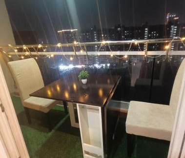 Noida Apartamento | Darshana Studios - Fully Furnished Studio