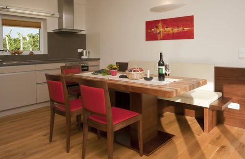 Johnsdorf-Brunn Casa | casa de vacaciones "das nussberg" en el viñedo