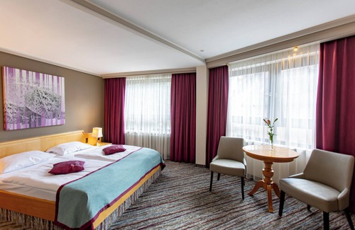 Schwaebisch Gmuend Hotel | Das Pelikan Hotel Schwäbisch Gmünd