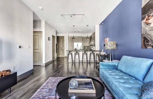Richardson Apartamento | Dashing 1BR Suite | Pool, Parking + Gym H