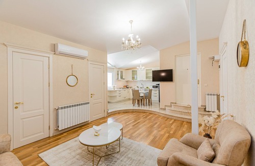 mtatsminda Apartamento | Dat Exx on Freedom Square
