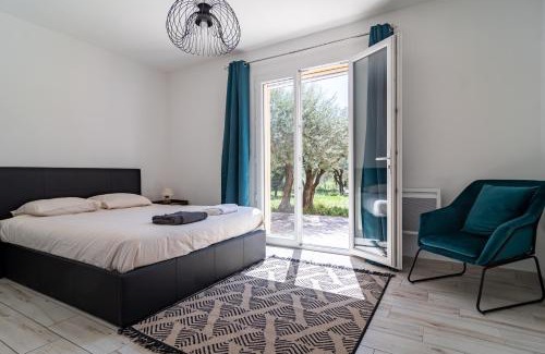 Aups Casa | Dathona - Charmante maison avec piscine est jardin