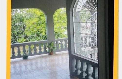 Lacovia Casa | Davis Cottage - ubicada en Brompton, St. Elizabeth, Jamaica.