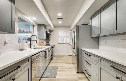 Davis Islands Casa | Davis Island Home with Lanai 3 Mi to Downtown Tampa