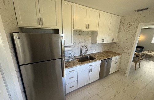 Davis Islands Apartamento | Davis Islands Duplex! Overlooking Water! Tranquil and Renovated.