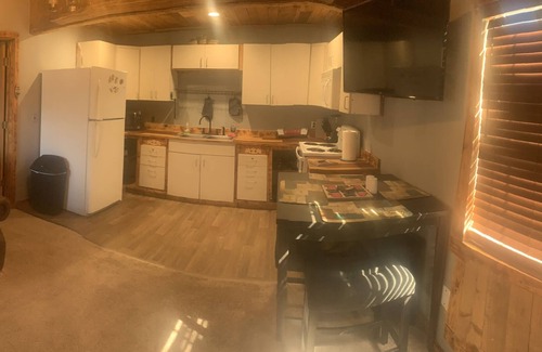 South Side Cabaña | DAWG HOUSE quiet get away centrally located in Corpus Christi
