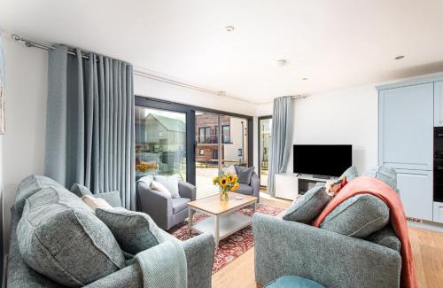 Holworth Casa | Dawn Lighthouse SV10 Silverlake Dorset