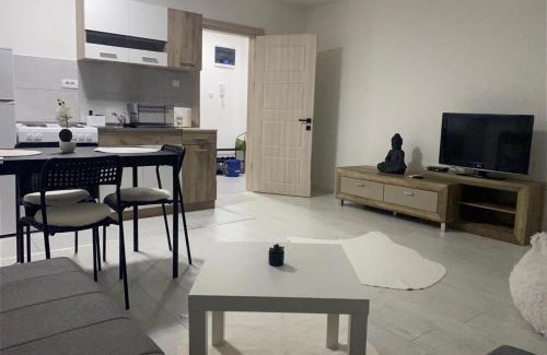 Prokuplje Apartamento | Day and night