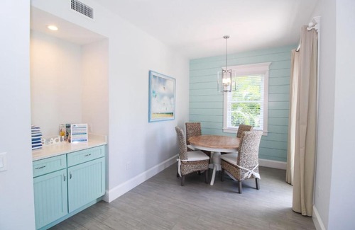 Holmes Beach Casa | Day Break Bungalow by AMI Locals