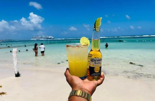 Mahahual Apartamento | Day Pass Todo Incluido El Faro Beach Club & Restaurant Solo Experiencia no incluye alojamiento - 85 USD por persona