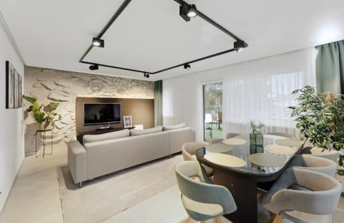 Weststadt Apartamento | Day Young Life 1 or 2 Aparts