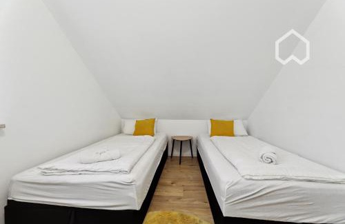 Weststadt Apartamento | Day Young Life/DYL Hosting 55 qm