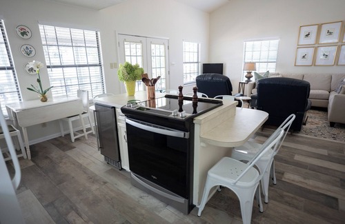 Mooringsport Casa | Daybreak at The Dock House, 3-bedroom house located on beautiful Caddo Lake